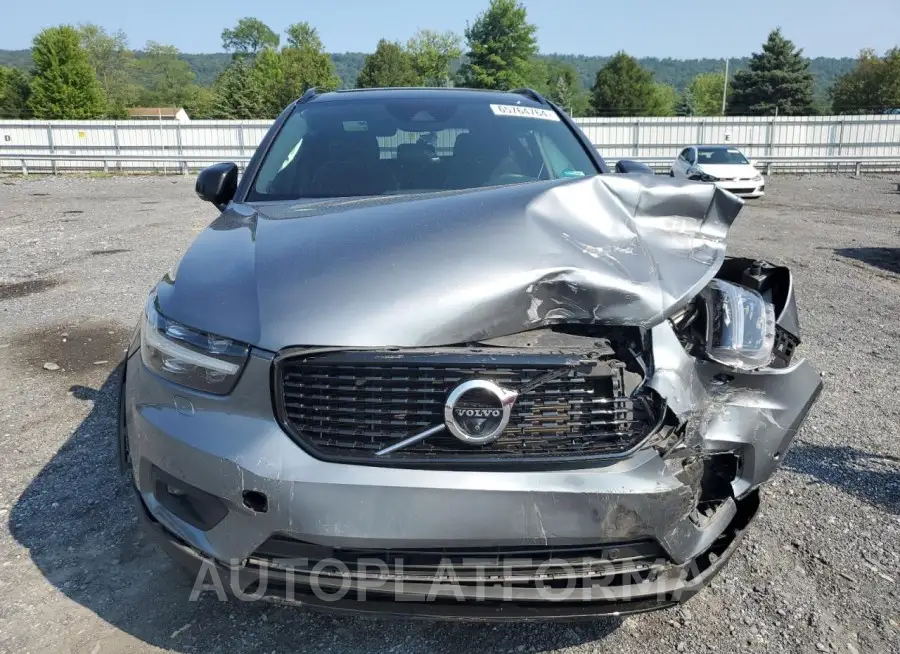 VOLVO XC40 T5 R- 2019 vin YV4162UM2K2102562 from auto auction Copart