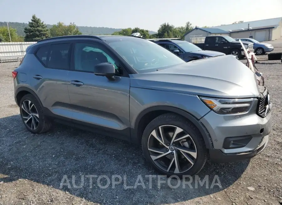 VOLVO XC40 T5 R- 2019 vin YV4162UM2K2102562 from auto auction Copart