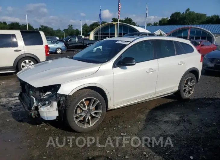 VOLVO V60 CROSS 2015 vin YV4612HK6F1001663 from auto auction Copart