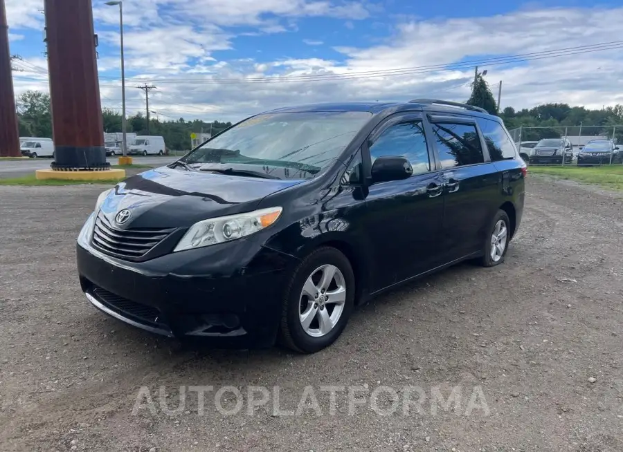 TOYOTA SIENNA LE 2015 vin 5TDKK3DC3FS564241 from auto auction Copart