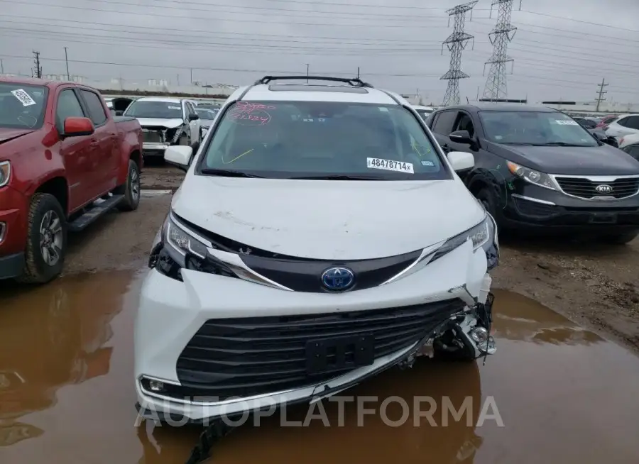 TOYOTA SIENNA XLE 2022 vin 5TDYRKEC3NS091521 from auto auction Copart