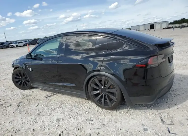 TESLA MODEL X 2022 vin 7SAXCDE55NF342640 from auto auction Copart