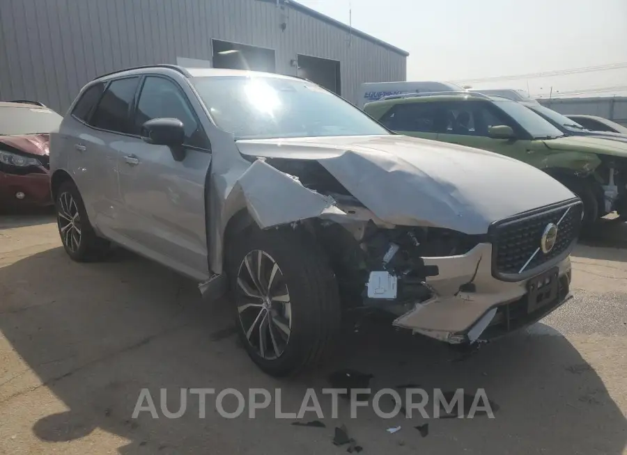 VOLVO XC60 PLUS 2024 vin YV4L12RL1R1889463 from auto auction Copart