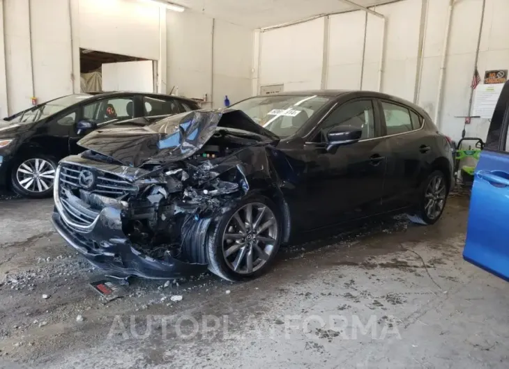 MAZDA 3 TOURING 2018 vin 3MZBN1L30JM172112 from auto auction Copart