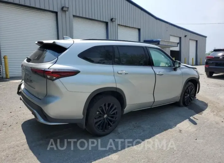 TOYOTA HIGHLANDER 2024 vin 5TDKDRBH2RS532669 from auto auction Copart