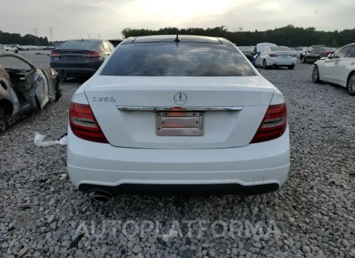 MERCEDES-BENZ C 250 2015 vin WDDGJ4HB9FG413498 from auto auction Copart