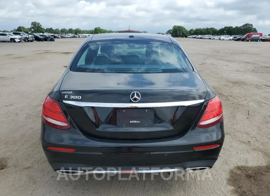 MERCEDES-BENZ E 300 2018 vin WDDZF4JB4JA425252 from auto auction Copart