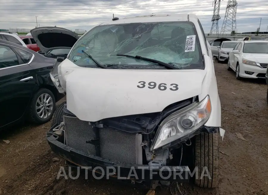 TOYOTA SIENNA 2019 vin 5TDZZ3DC0KS971955 from auto auction Copart