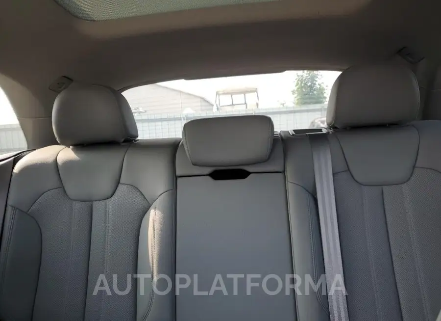 AUDI Q5 PREMIUM 2018 vin WA1BNAFY7J2184107 from auto auction Copart