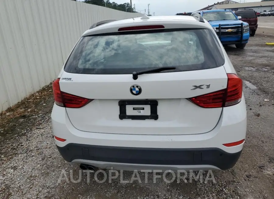 BMW X1 SDRIVE2 2015 vin WBAVM1C58FVW56978 from auto auction Copart