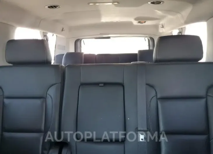 CHEVROLET SUBURBAN K 2019 vin 1GNSKHKC4KR140812 from auto auction Copart