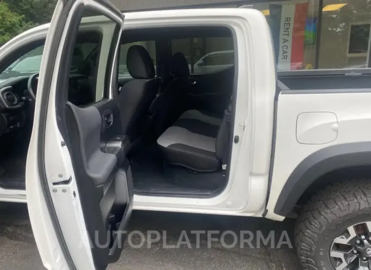 TOYOTA TACOMA DOU 2022 vin 3TMCZ5AN9NM454861 from auto auction Copart