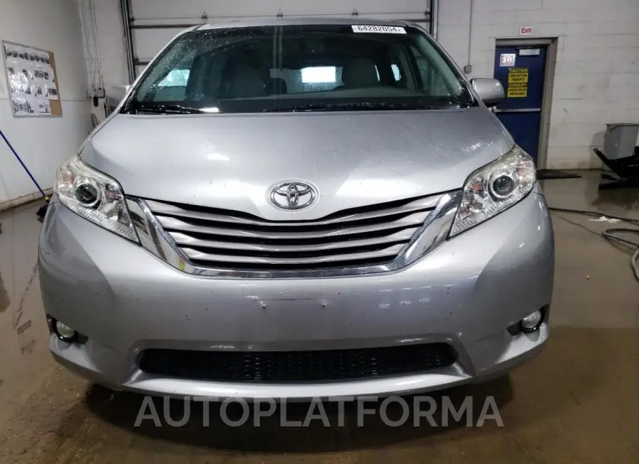 TOYOTA SIENNA XLE 2017 vin 5TDDZ3DC1HS146848 from auto auction Copart