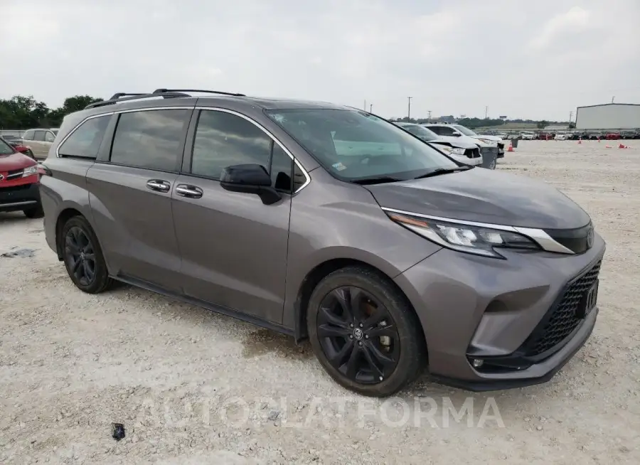 TOYOTA SIENNA XSE 2022 vin 5TDXRKEC9NS082947 from auto auction Copart