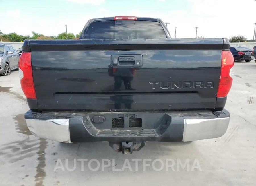 TOYOTA TUNDRA DOU 2018 vin 5TFRM5F17JX134537 from auto auction Copart