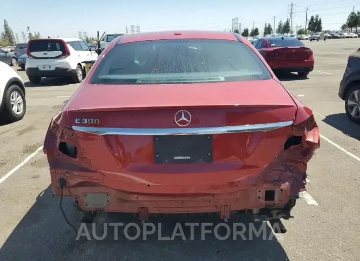 MERCEDES-BENZ E 300 2019 vin WDDZF4JB8KA580842 from auto auction Copart