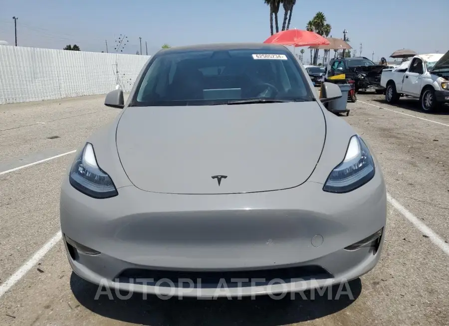 TESLA MODEL Y 2022 vin 7SAYGDEE6NF357124 from auto auction Copart