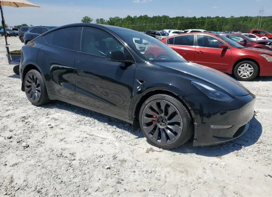 TESLA MODEL Y 2022 vin 7SAYGDEF2NF326834 from auto auction Copart