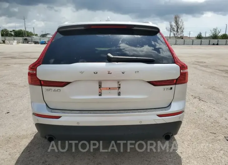 VOLVO XC60 T5 MO 2021 vin YV4102RK3M1682261 from auto auction Copart