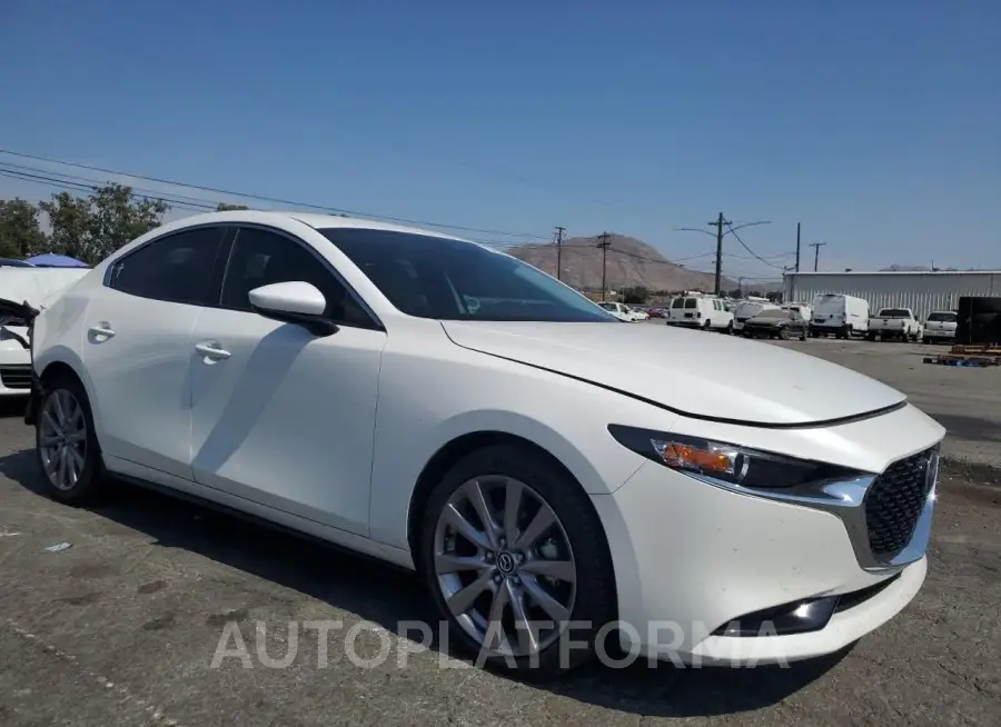 MAZDA 3 PREFERRE 2019 vin 3MZBPADL8KM105574 from auto auction Copart