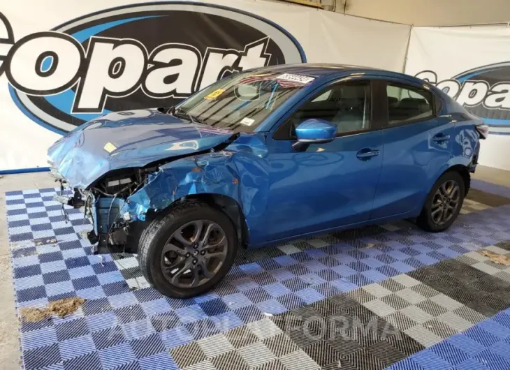 TOYOTA YARIS L 2019 vin 3MYDLBYV3KY510048 from auto auction Copart