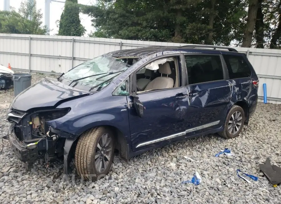 TOYOTA SIENNA LE 2018 vin 5TDJZ3DC2JS203258 from auto auction Copart