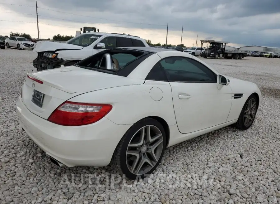 MERCEDES-BENZ SLK 300 2016 vin WDDPK3JA2GF121787 from auto auction Copart