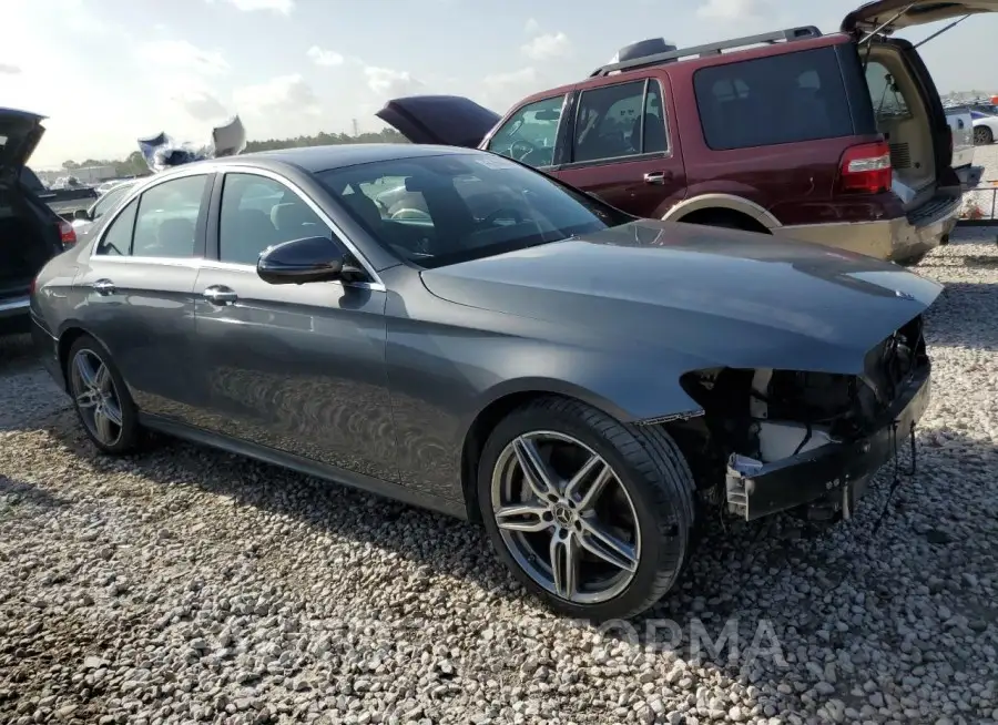 MERCEDES-BENZ E 300 2019 vin WDDZF4JB2KA545262 from auto auction Copart