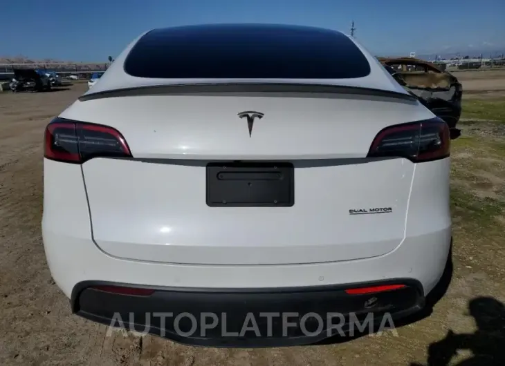 TESLA MODEL Y 2022 vin 7SAYGDEF3NF459621 from auto auction Copart