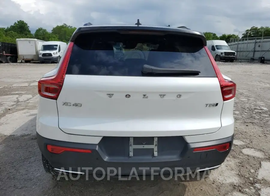 VOLVO XC40 T5 R- 2019 vin YV4162UM1K2071532 from auto auction Copart