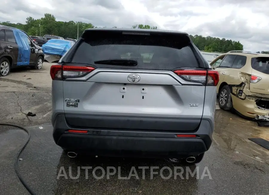 TOYOTA RAV4 XLE 2022 vin 2T3W1RFV5NW187625 from auto auction Copart