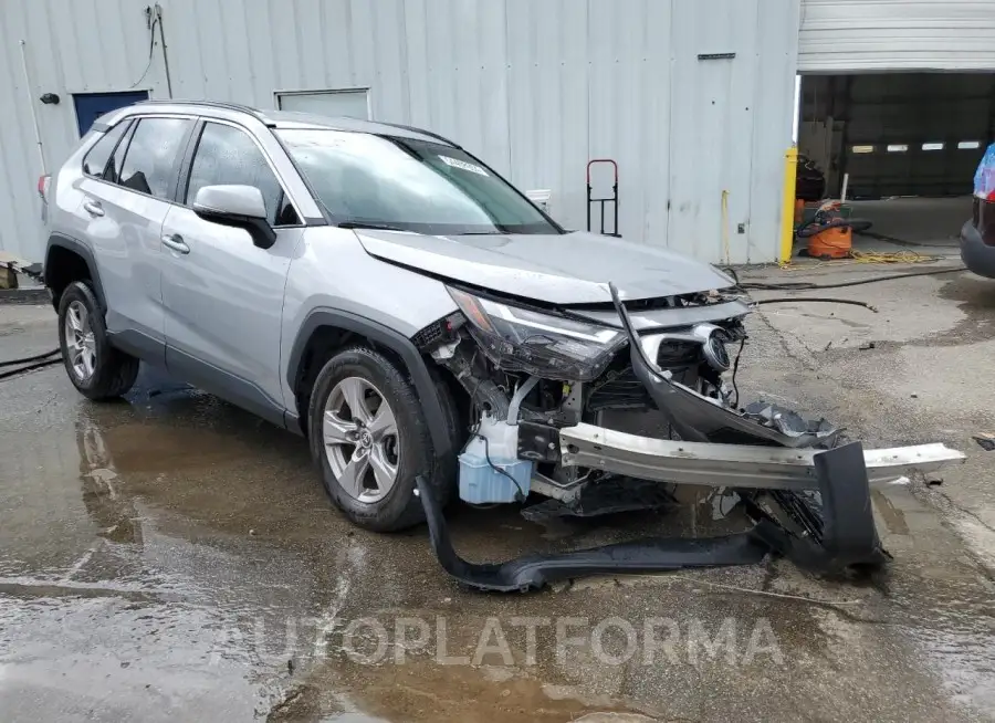 TOYOTA RAV4 XLE 2022 vin 2T3W1RFV5NW187625 from auto auction Copart