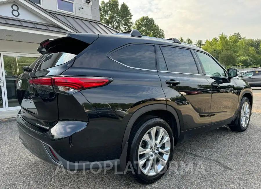 TOYOTA HIGHLANDER 2020 vin 5TDDZRBH4LS028481 from auto auction Copart