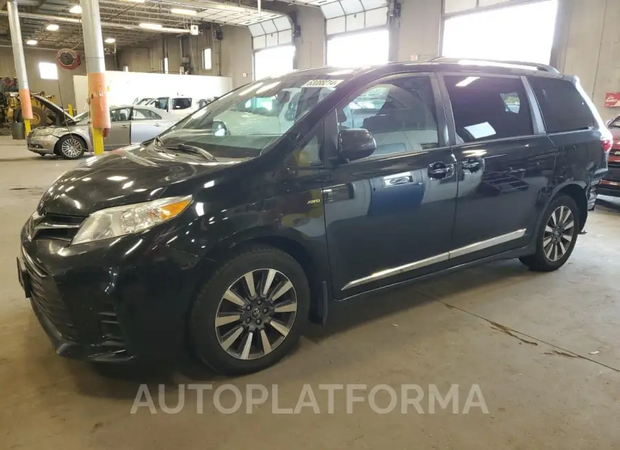 TOYOTA SIENNA LE 2018 vin 5TDJZ3DC1JS200724 from auto auction Copart