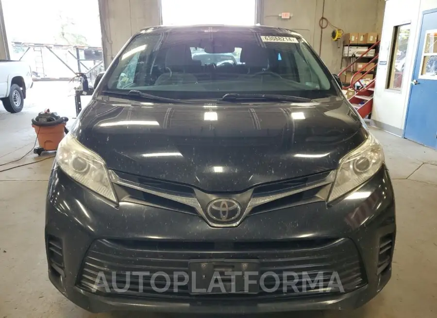 TOYOTA SIENNA LE 2018 vin 5TDJZ3DC1JS200724 from auto auction Copart