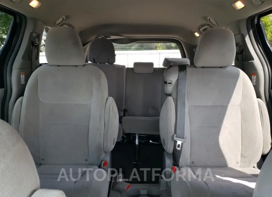 TOYOTA SIENNA LE 2015 vin 5TDKK3DCXFS608476 from auto auction Copart