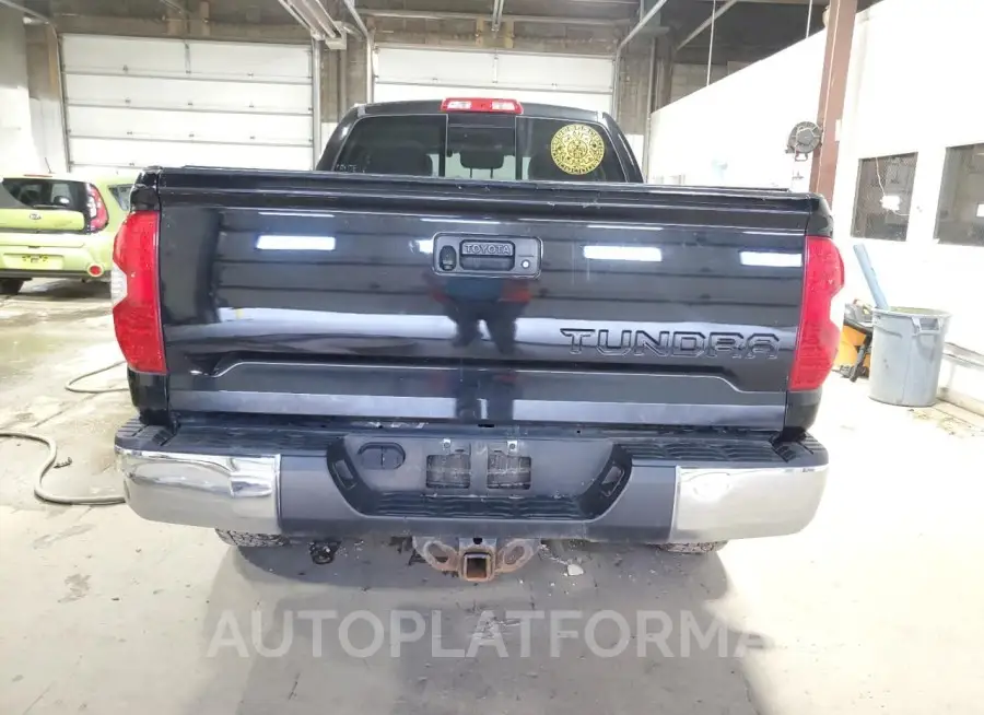 TOYOTA TUNDRA DOU 2015 vin 5TFUM5F15FX061542 from auto auction Copart