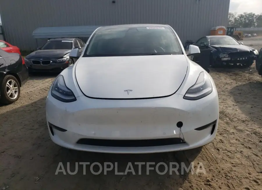 TESLA MODEL Y 2021 vin 5YJYGDEDXMF111020 from auto auction Copart