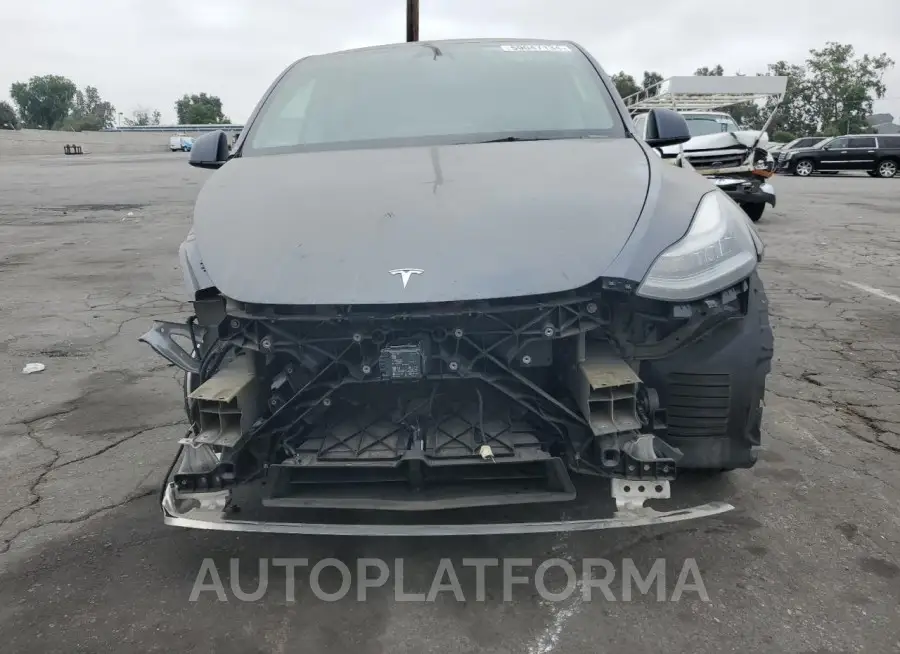 TESLA MODEL Y 2021 vin 5YJYGDEE7MF091074 from auto auction Copart