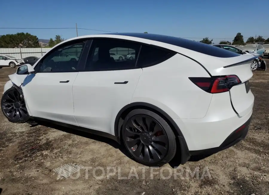 TESLA MODEL Y 2021 vin 5YJYGDEF7MF240155 from auto auction Copart