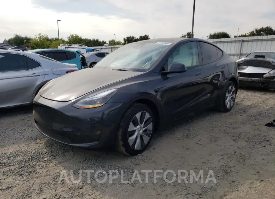 TESLA MODEL Y 2024 vin 7SAYGDEE8RF080062 from auto auction Copart