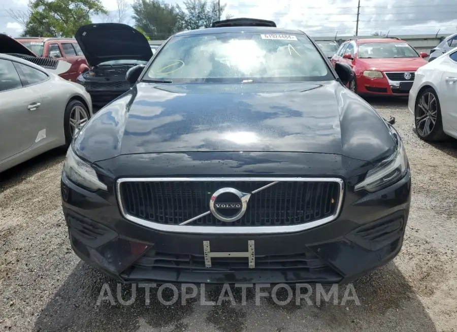 VOLVO S60 T5 MOM 2019 vin 7JR102FK8KG007329 from auto auction Copart