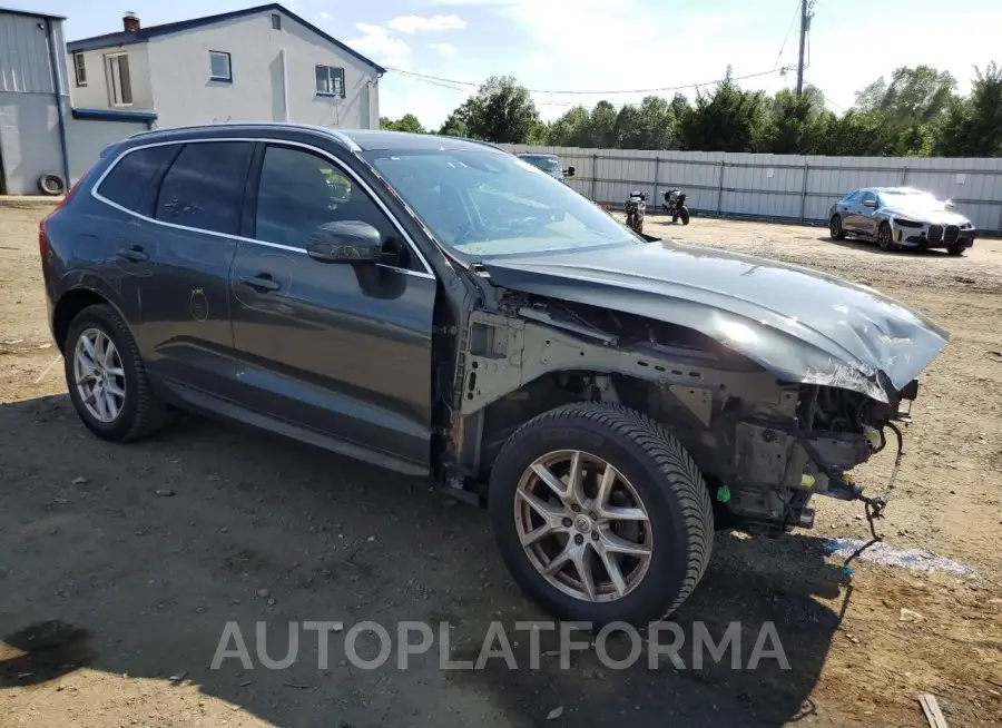 VOLVO XC60 T5 2018 vin LYV102RK9JB082786 from auto auction Copart