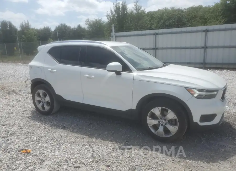 VOLVO XC40 T4 MO 2020 vin YV4AC2HK3L2305205 from auto auction Copart