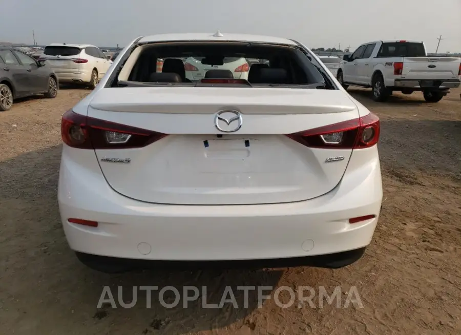 MAZDA 3 TOURING 2018 vin 3MZBN1V3XJM251378 from auto auction Copart