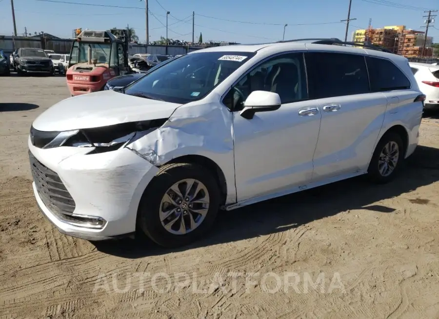 TOYOTA SIENNA XLE 2022 vin 5TDJRKEC1NS087064 from auto auction Copart