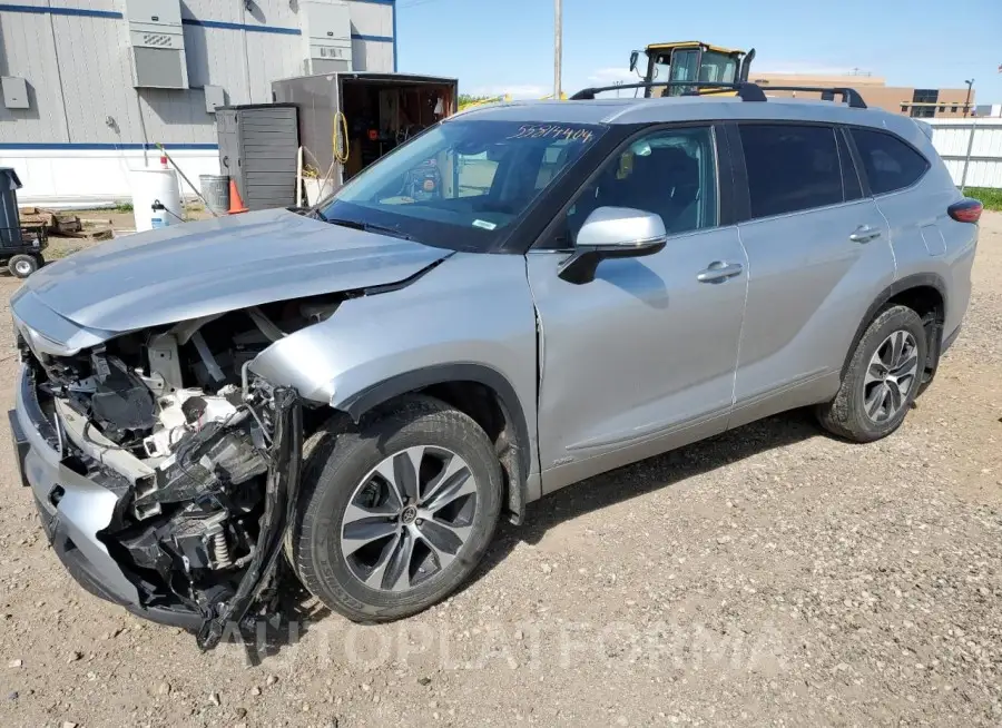 TOYOTA HIGHLANDER 2023 vin 5TDKBRCH2PS586488 from auto auction Copart