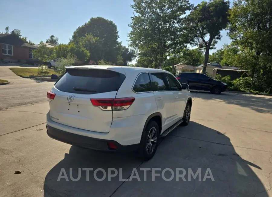 TOYOTA HIGHLANDER 2017 vin 5TDZZRFH4HS233421 from auto auction Copart