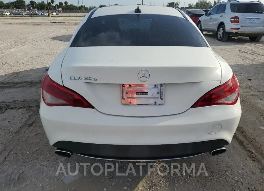 MERCEDES-BENZ CLA 250 2015 vin WDDSJ4EB2FN169445 from auto auction Copart