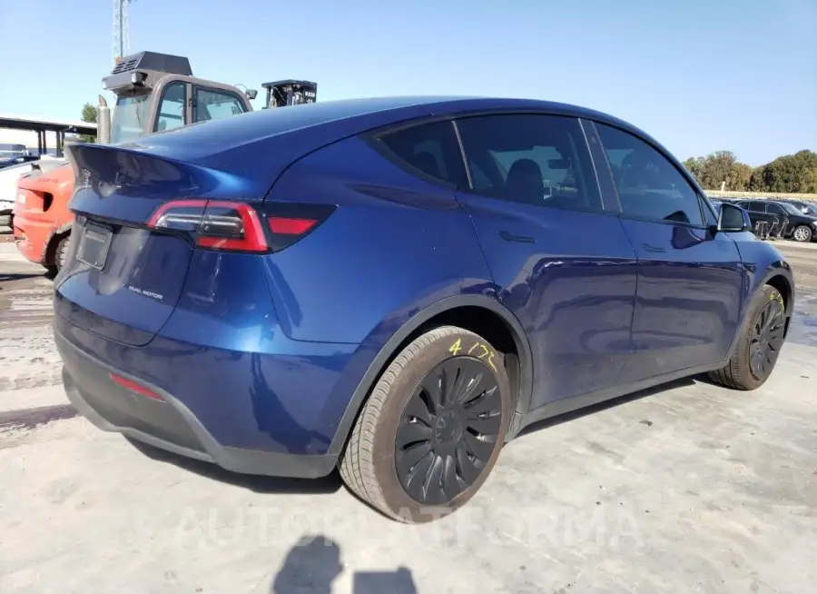 TESLA MODEL Y 2023 vin 7SAYGDEE8PF715293 from auto auction Copart